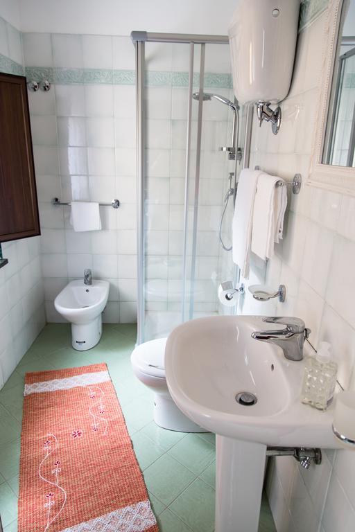 Le Stanze Del Re Hotel Lamezia Terme Szoba fotó