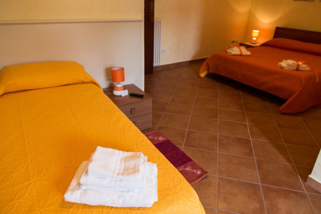 Le Stanze Del Re Hotel Lamezia Terme Szoba fotó