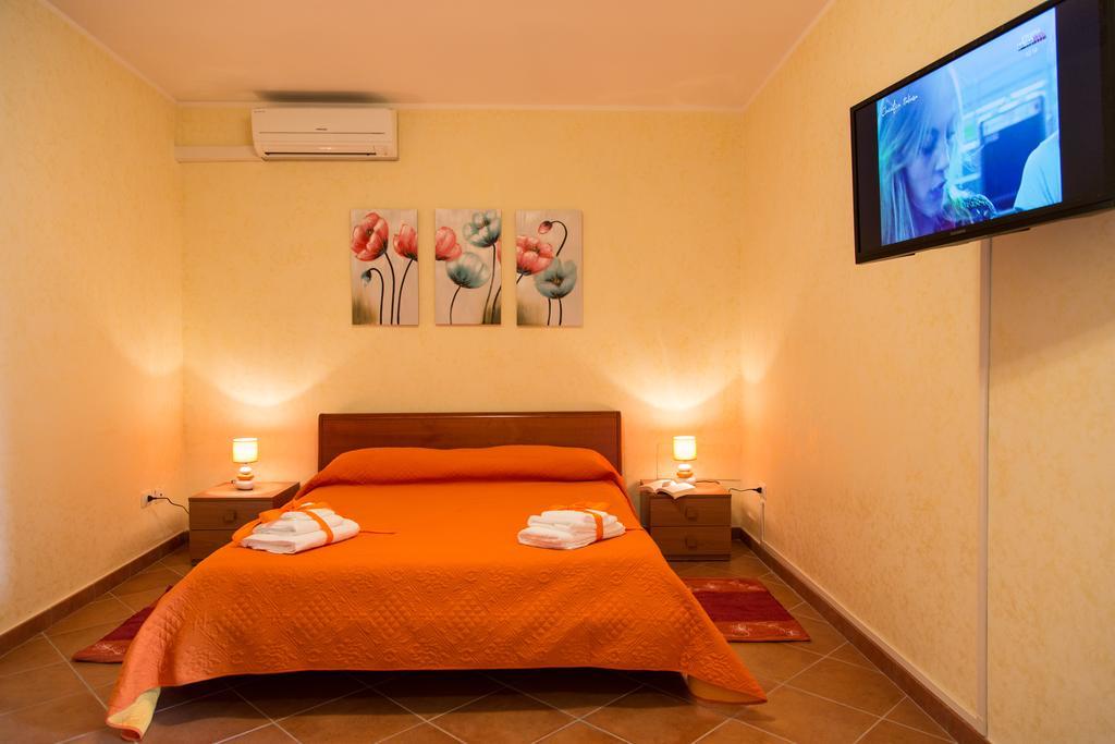 Le Stanze Del Re Hotel Lamezia Terme Szoba fotó